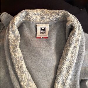Dale of Norway Light Gray Women's Cardigan size large